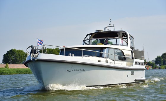 Luna Bild 1kl.jpg Luna Bild 1kl.jpg