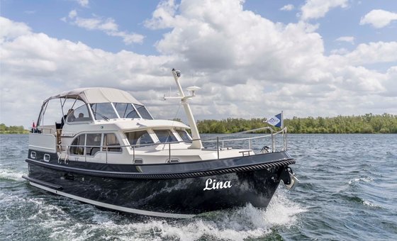 Linssen Yacht 35 Lina.jpg Linssen Yacht 35 Lina.jpg